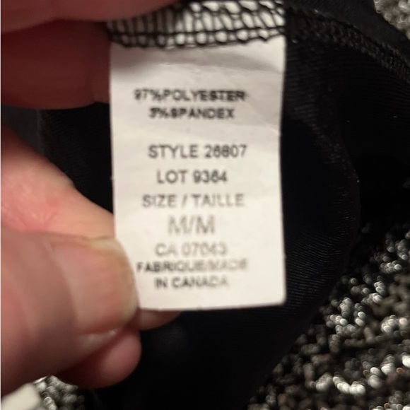 TAHARI WRAP DRESS 18” PTP STRETCHES TO 19.5” - Picture 3 of 4